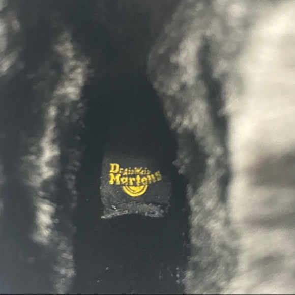 Dr. Martens 1460 SERENA COLLAR FAUX FUR LINED LACE UP BOOTS in BLACK Size 7 - Picture 12 of 15